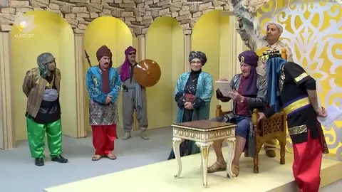 کورتە ڤیدیۆکانی بەرنامەی بەرنامە - 032 - ژنە تازەکەم نە گوارەی لەگوێیایە نە نەسیحەتێک چووە بە گوێیا
