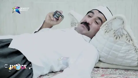حاجی جادر ٥ دەقە جارێک دەستی دەشوا