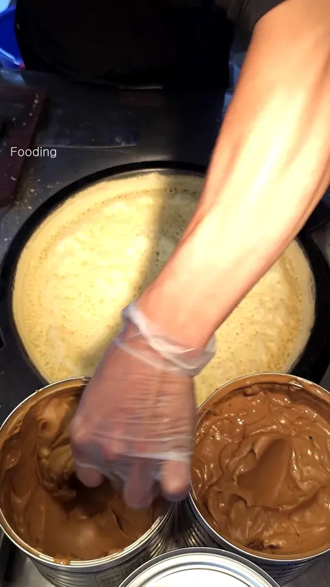 Must Eat! Amazing Sweet & Crispy Peanut Butter Pancakes with __ - Taiwanese Street Food