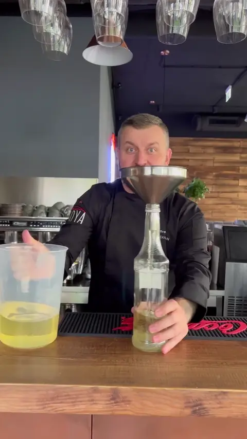 Lifehack with bottle. (1)
