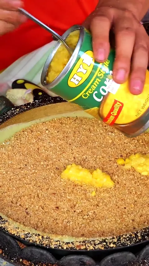 Must Try! Amazing Crispy Sweet Peanut Pancakes - Malaysian street food