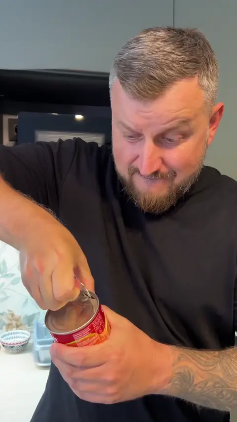 Quick and Easy Can Opening Hack! ??