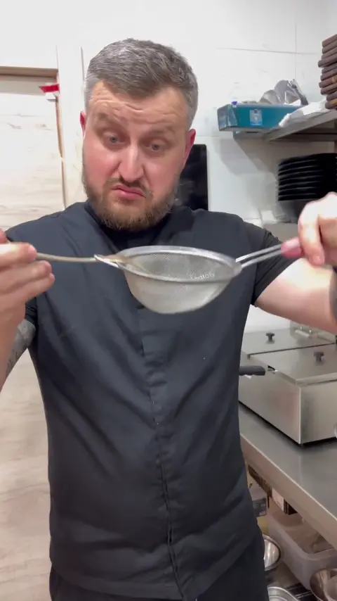 Lifehack with strainer.