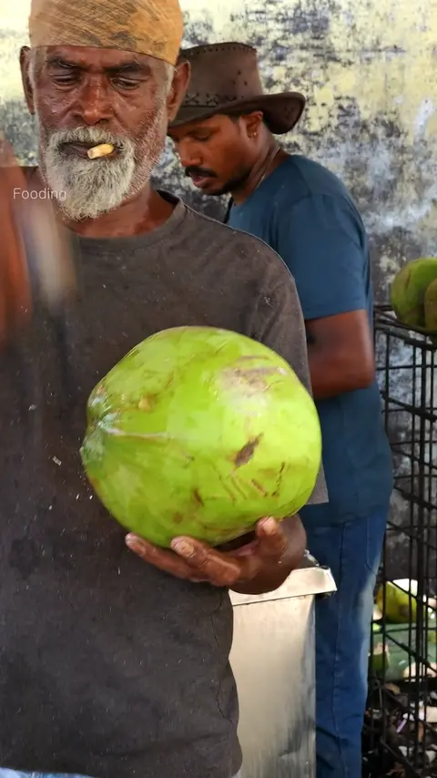 Amazing! Master's Fantastic Coconut Cutting Skills - Fruit Cutting Skills