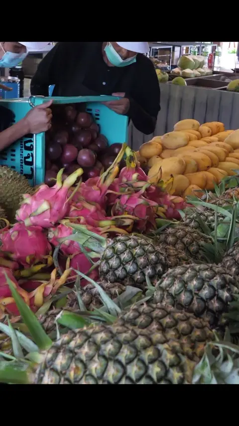 Fruit paradise Thailand! Cutting fresh tropical fruits #shorts