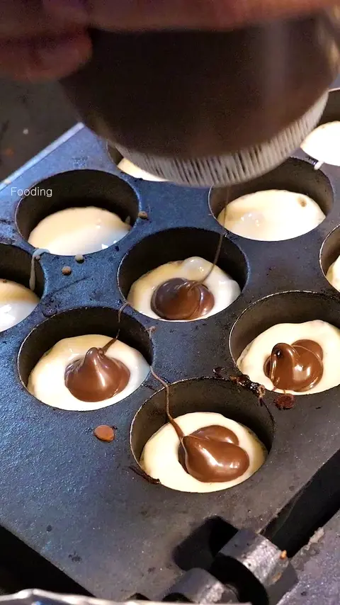 Must Try! Round and Sweet Kaya Jam Pancakes - Malaysian Street Food