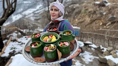 چۆنیەتی ئامادەکردنی خواردنێکی باش و ئاسان بە ناوی دیزی لە گۆشتی بەرخ!