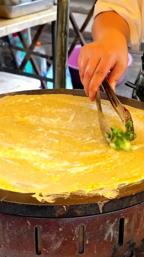Amazing Ingredient Bomb Pancake Roll - Malaysian Street Food