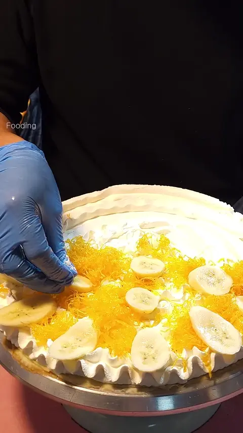 Crazy Whipped Cream Bomb Giant Crepe  - Thai Street Food