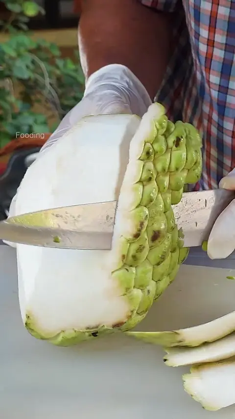 Mysterious Fruit_! Sugar Apple Cutting Skills