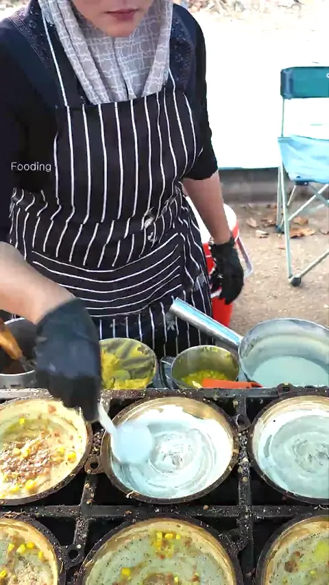 Must Try! Amazing Crispy and Sweet Peanut Pancakes - Malaysian Street Food