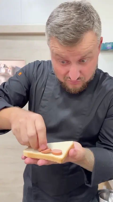 Ironing a Hot Sandwich – Epic Kitchen Hack! ??