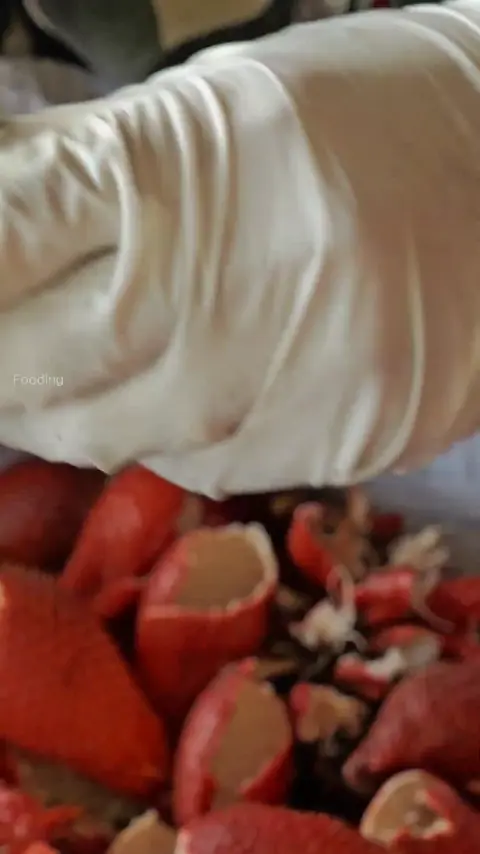 Do You Know This Fruit_ Snake Fruit Cutting Skill - Thai Street Food