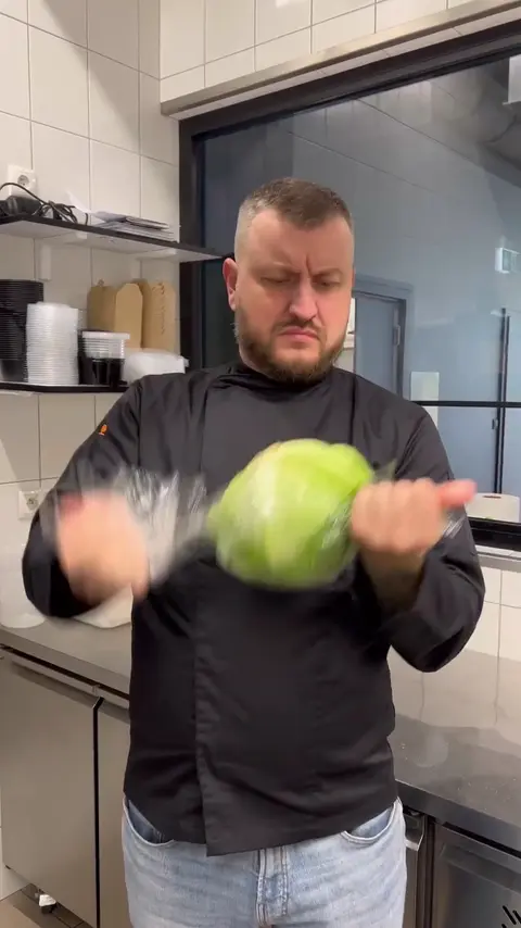 Lifehack with iceberg salad