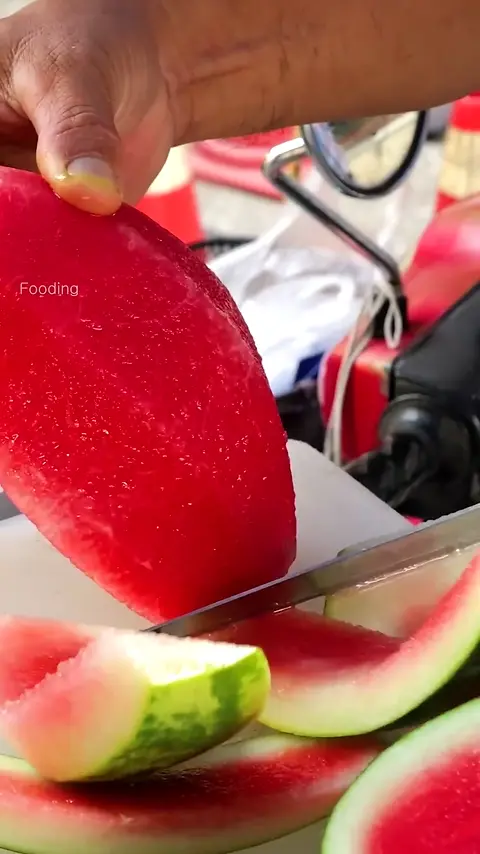 Amazing Bright Red 0.5$ Watermelon Cutting Skills - Thai Street Food