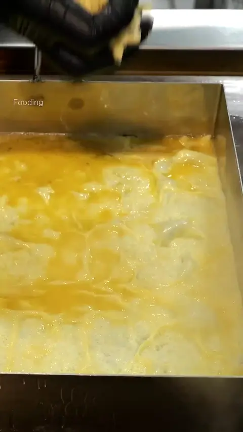 Amazing Egg Toast Made by Folding It One by One - Korean Street Food