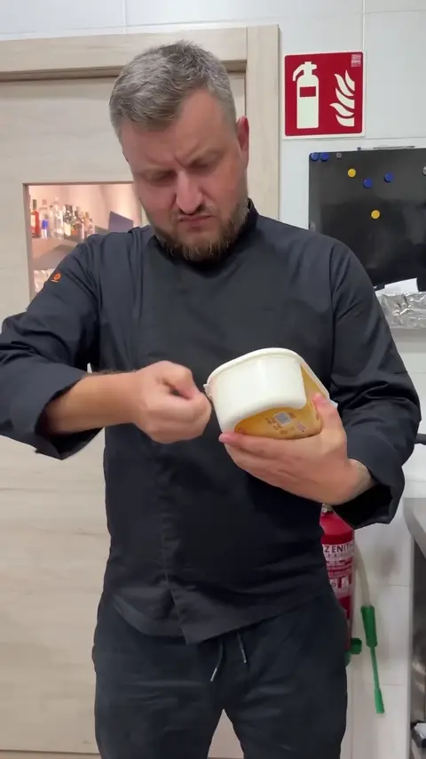 Tasting Vanilla Ice Cream with Olive Oil and Sea Salt ??✨