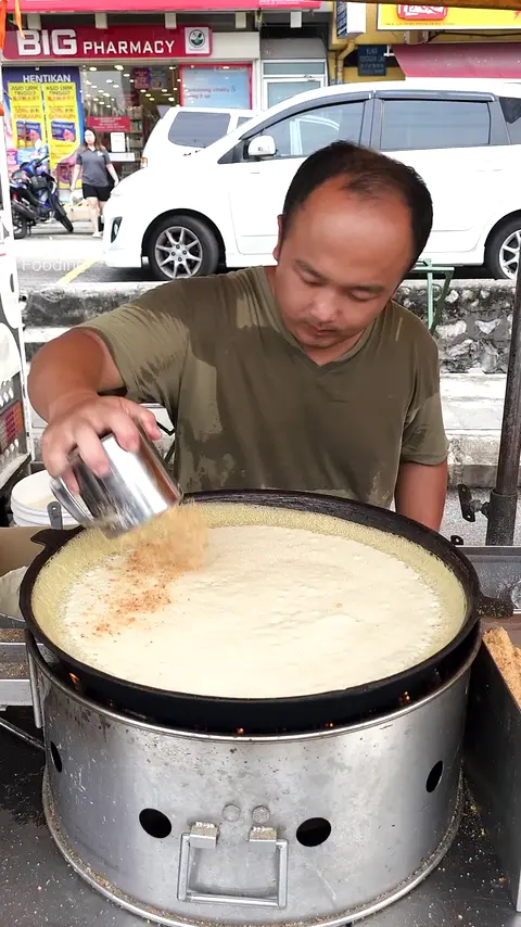 Amazing! Young Guy's Giant Peanut Pancake Making - Malaysian Street Food