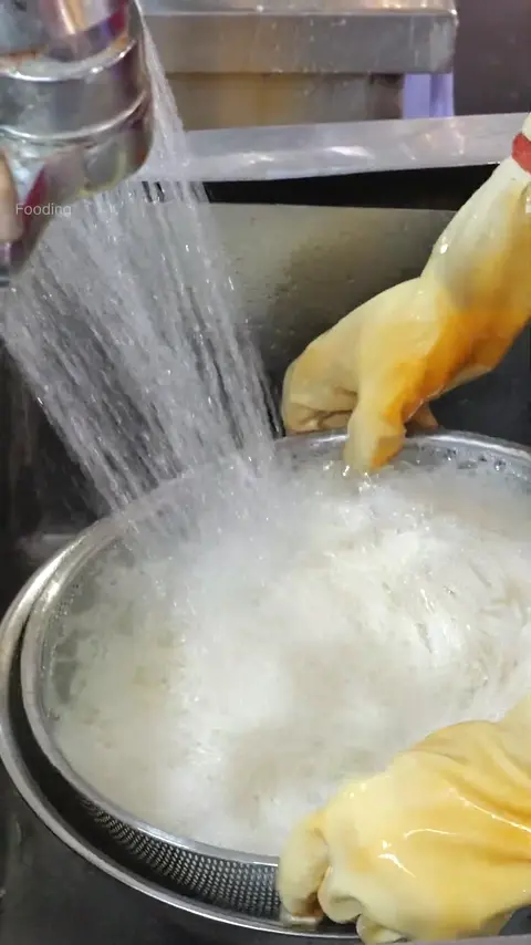 Korean Most Famous Spicy Noodles - Korean Street Food