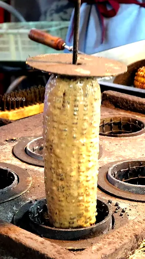 Must try!! Amazing Butter Corn Skewers from Taiwan - Taiwanese Street Food