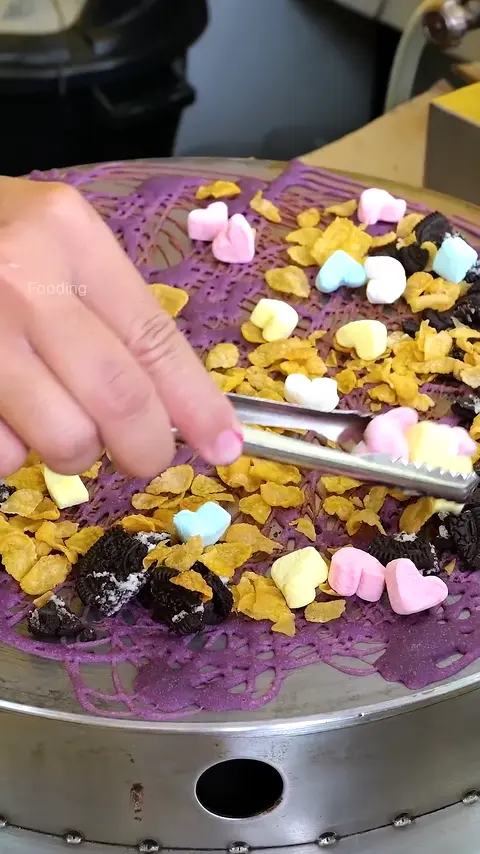 Must Try! Crazy Topping Bomb Unique Rainbow Crepes - Thai Street Food