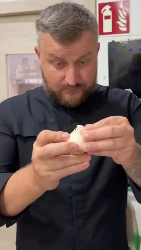 Testing the Easy Garlic Peeling Hack ?✨