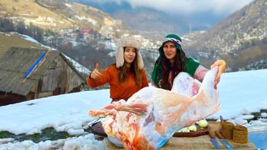 لێنانی گۆشتی بەرخ لە گوند