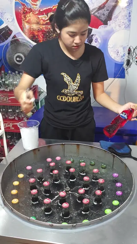 Smiling Angel’s Amazing Supercooled Cola Slush - Thai Street Food