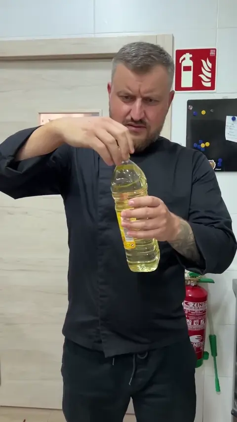 Bottle of Oil Lifehack Test! ?️?