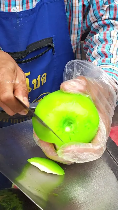 Amazing! Fluorescent Fruits from Street Cart - Fruit cutting skills