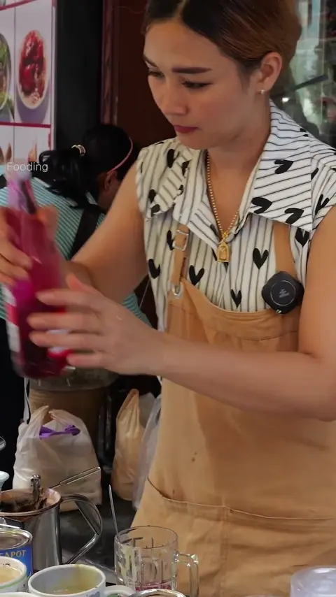 The Most Famous $1 Morning Coffee Girl with a Beautiful Smile - Thai Street Food