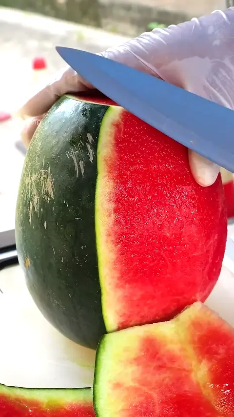 Amazing Bright Red 0.8$ Watermelon Cutting Skills - Thai Street Food