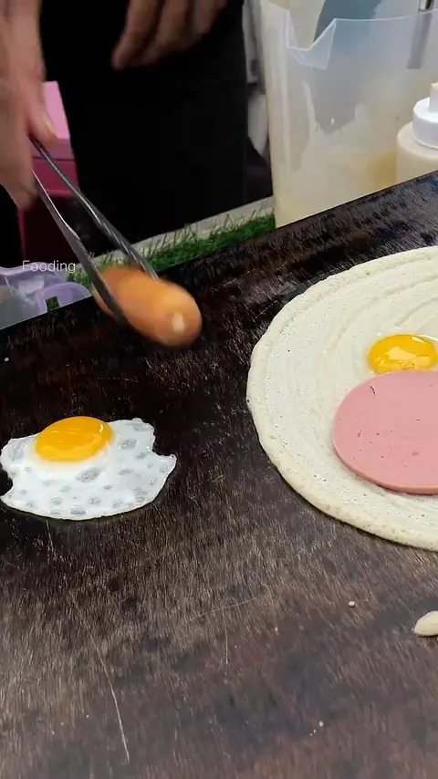 Must Try! Crazy Filling Bomb_! Indian Pancake Roll - Thai Street Food