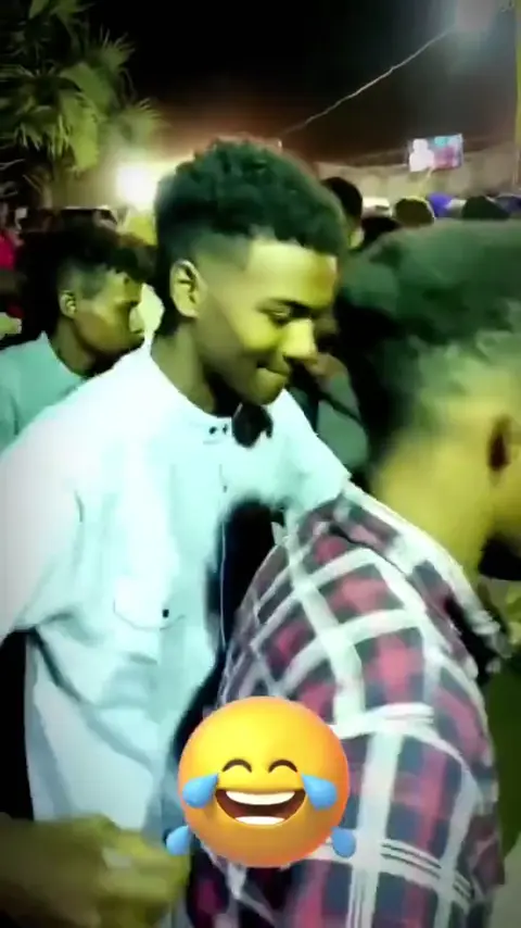 ئەو هاورێیەت تاگ بکە هیوایەتی ئەو جەوانەیە ?