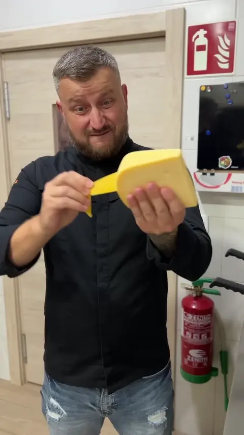 Testing the Cheese Chip Hack ?✨