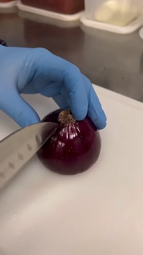 Lifehack with onion. (2)