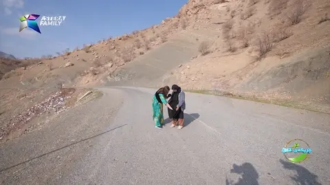 چیڕۆكی چیانی هاوبه‌شی خۆی ده‌گێرێته‌وه‌، باسی كاری ڕۆژانه‌ی خۆی ده‌كات له‌ گوندی گوێزان.