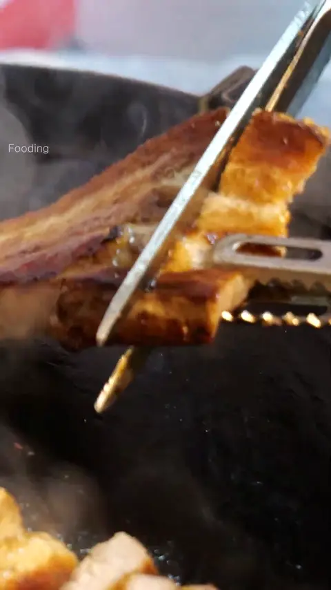 Amazing Korean street Grilled Pork Belly And Rice Balls - Korean Street Food