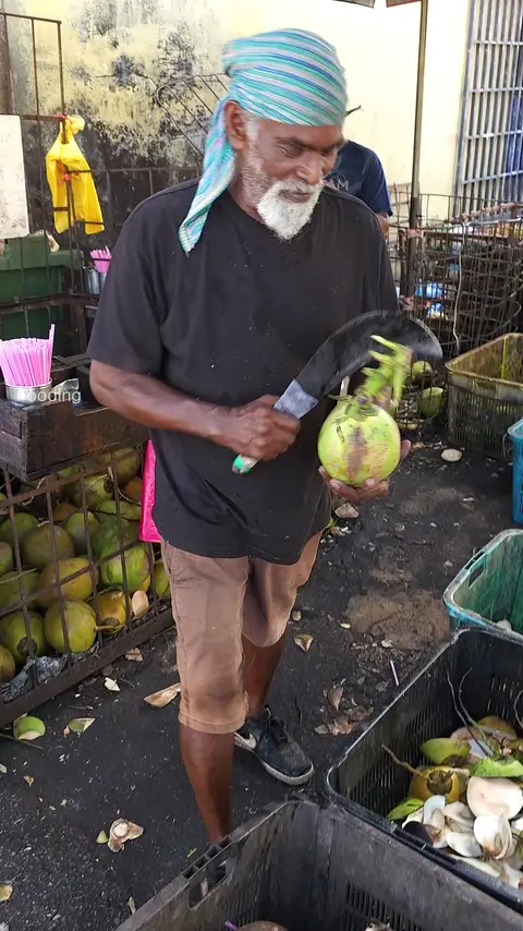 Amazing Coconut Cutting Skills - Fruit Cutting Skills