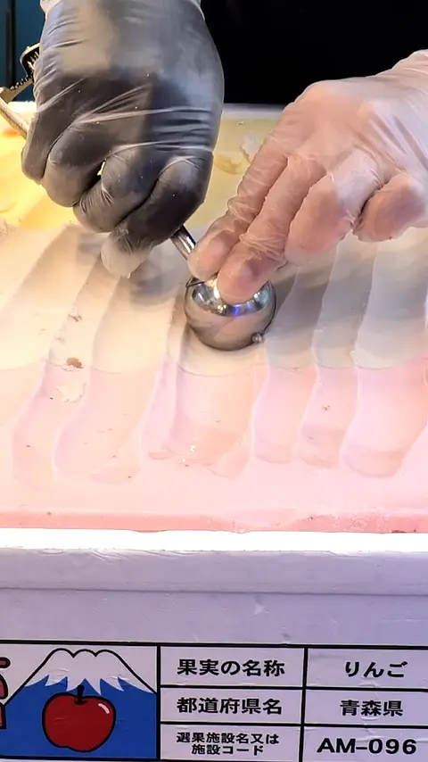 Must Try! Chewy and Sweet Peanut Ice Cream Burrito - Taiwanese Street Food
