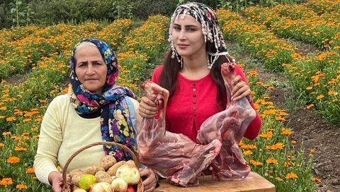 ⁣Minced Meat Stew With Rice In The Plain Of Marigolds Around Sablan [HAMISHE BAHAR]