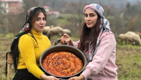 ⁣Cooking meat burek with Shirazi salad in nature!