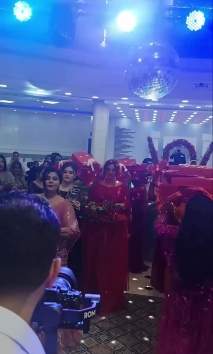 Very beautiful Kurdish dance of Kurdish girls and boys #هلپرکه #شایی #بوک