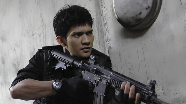 فیلمی دۆبلاژکراوی کوردی هێرشی لەناکاو بەشی 1. The Raid 2011 BluRay HD