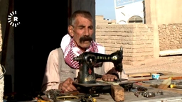 رەشۆ عەلی، خەڵکی شنگالە و زیاتر لە 35 ساڵە وەستای چاککردنەوەی مەکینەی دروومانە
