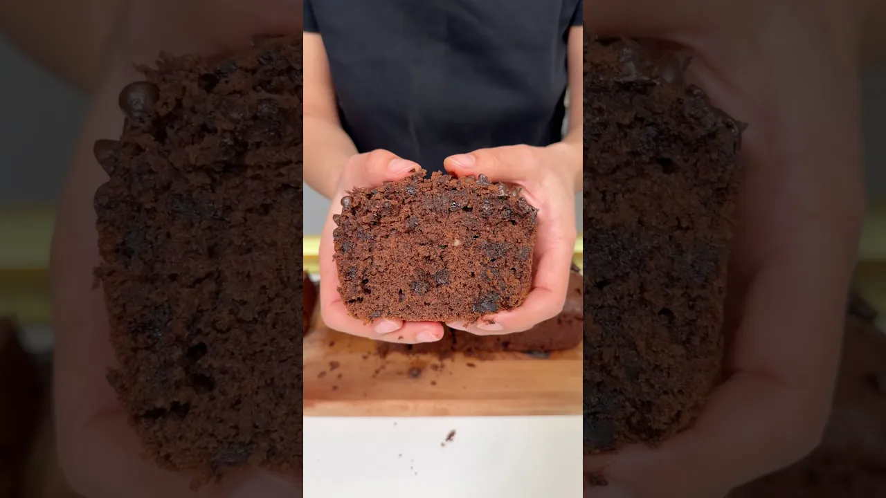 Double Chocolate Rip Banana Bread 🍌 #busezeynep #bananabread