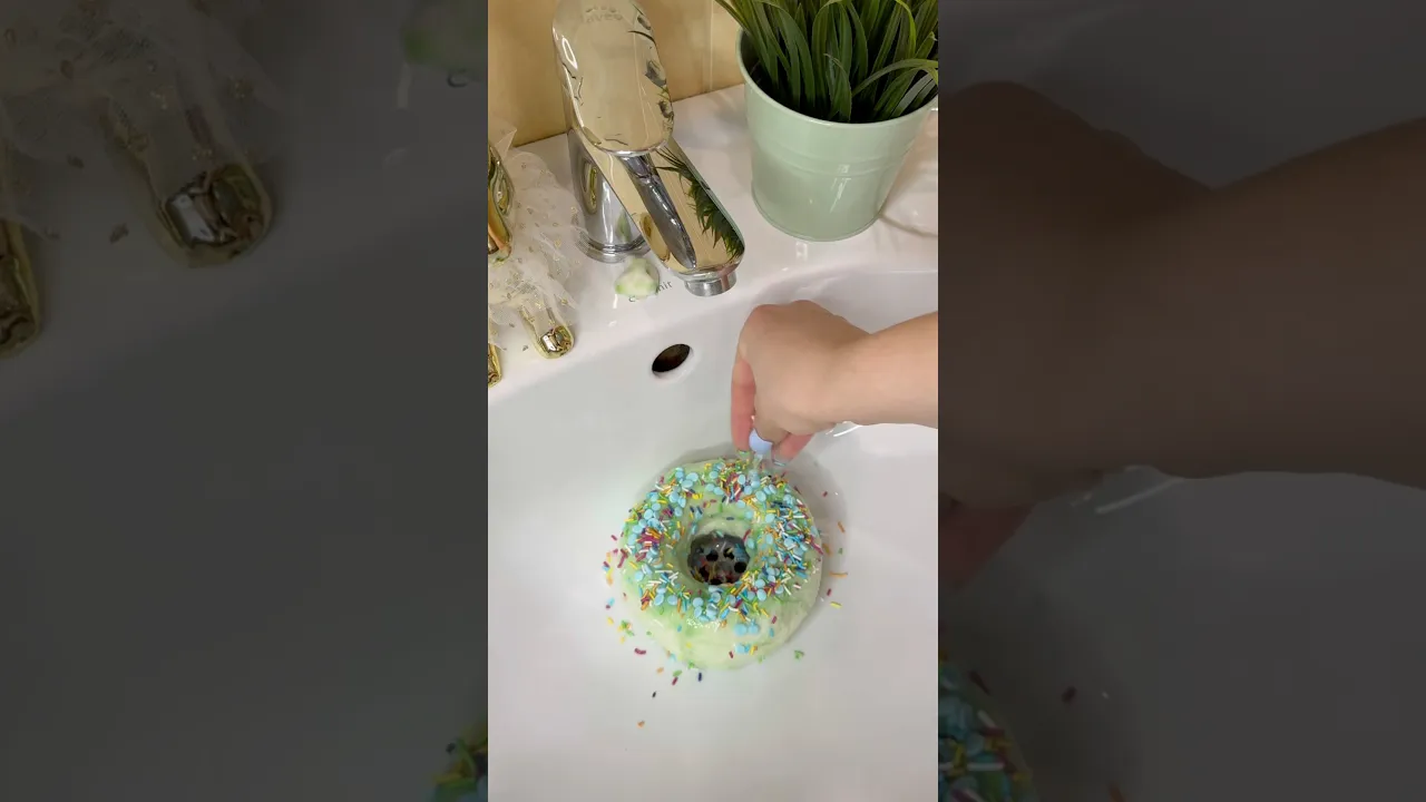 This always surprises my guests.🐣🤩 #diy #cleaning #homehack