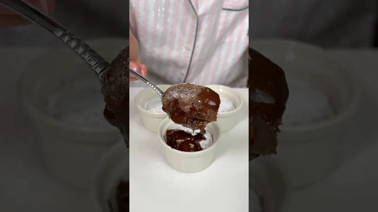 Sufle ｜ Soufflé 🍫 Kahvaltılık çikolata ile. #busezeynep #soufflé #sufle