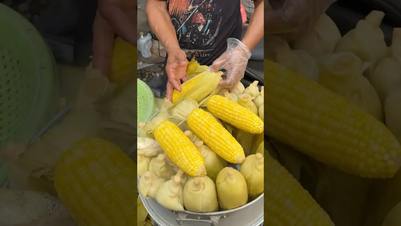 Only $0 90! Sweet Corn in Bangkok – Fruit Cutting Skills