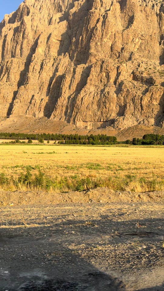 روژهلاتی کوردستان کرماشان بیستون 😍😍